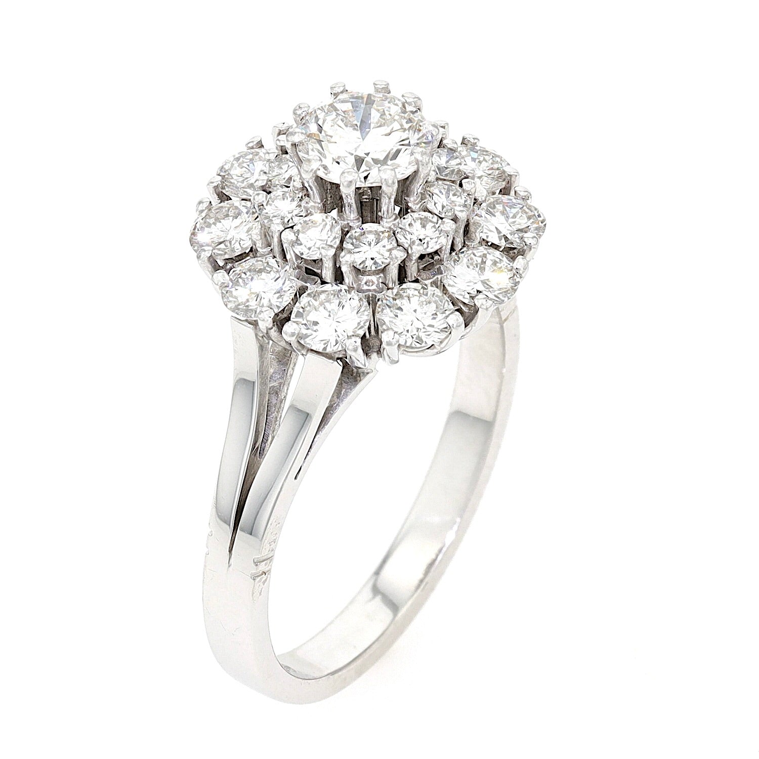 Ring in 750er Weißgold mit Brillanten, ges. ca. 2 ct, stehend