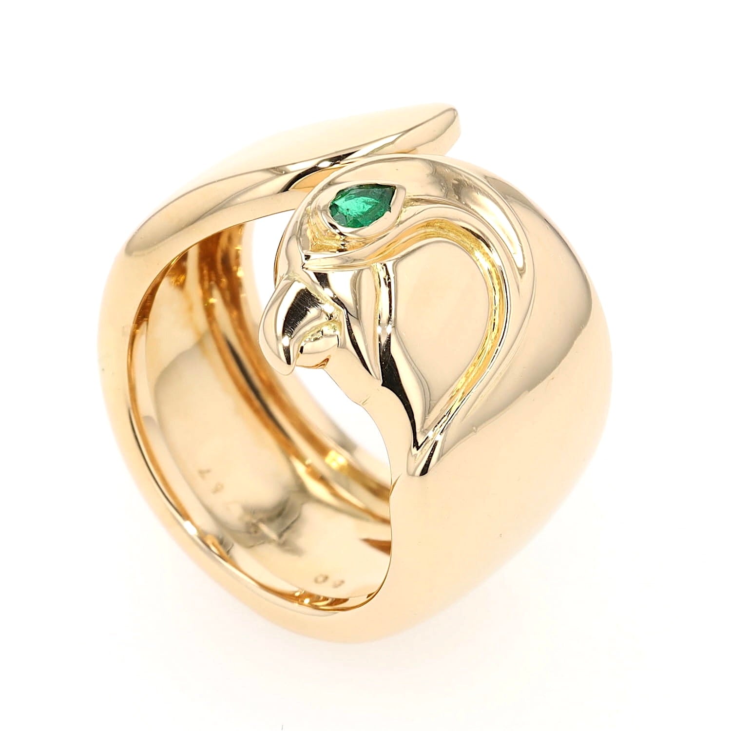 Cartier Ring Anoubois Falcon in 750er Gelbgold mit einem Smaragd, stehend rechts gedreht