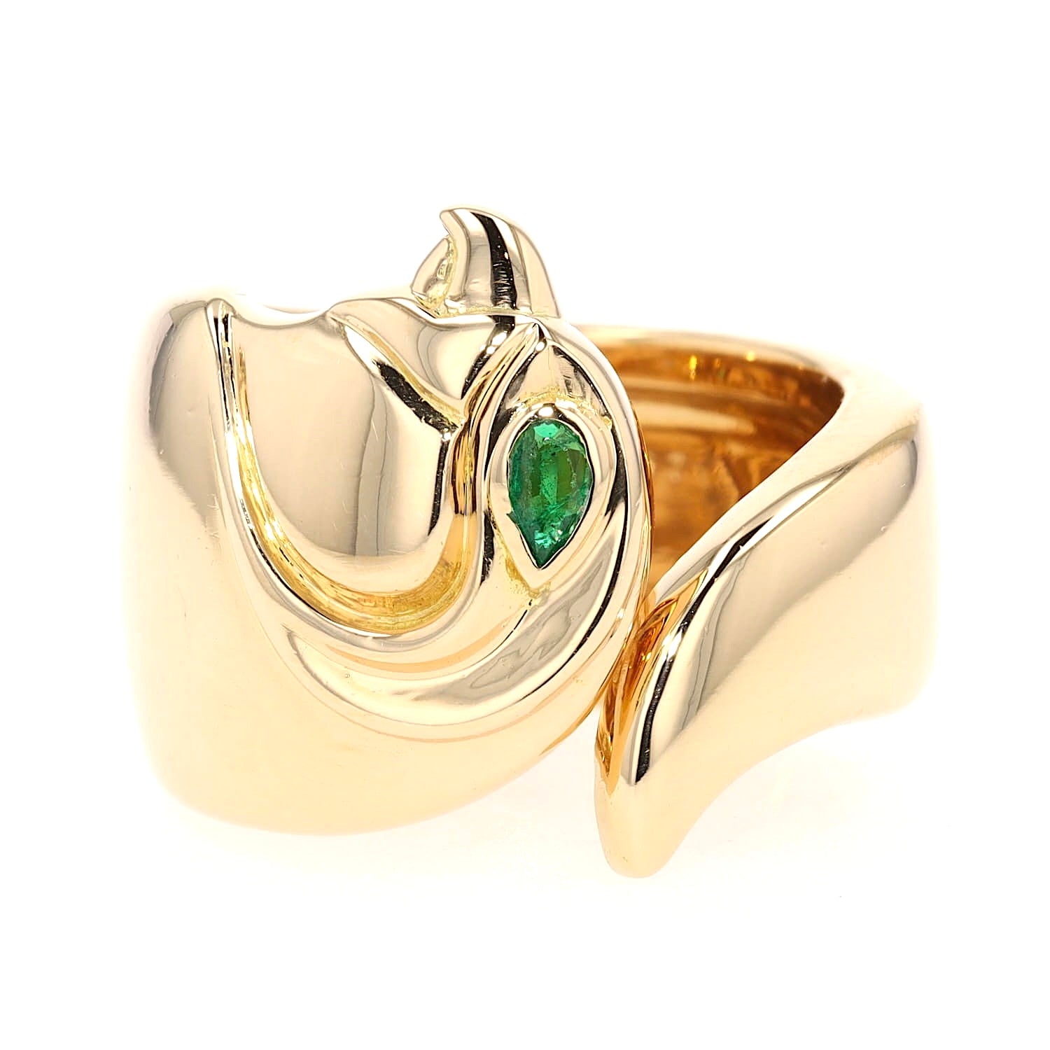 Cartier Ring Anoubois Falcon in 750er Gelbgold mit einem Smaragd, liegend frontal