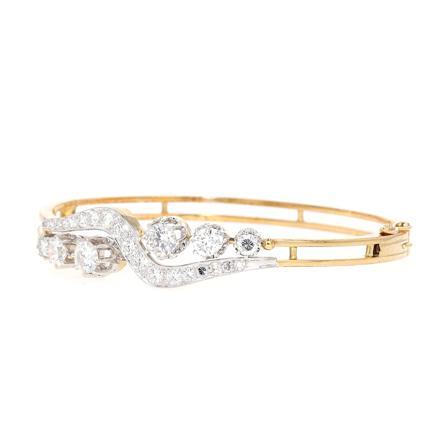 Vintage Armreif in 585er Gold mit insgesamt ca. 2,9 ct Brillanten und Diamanten, liegend links gedreht