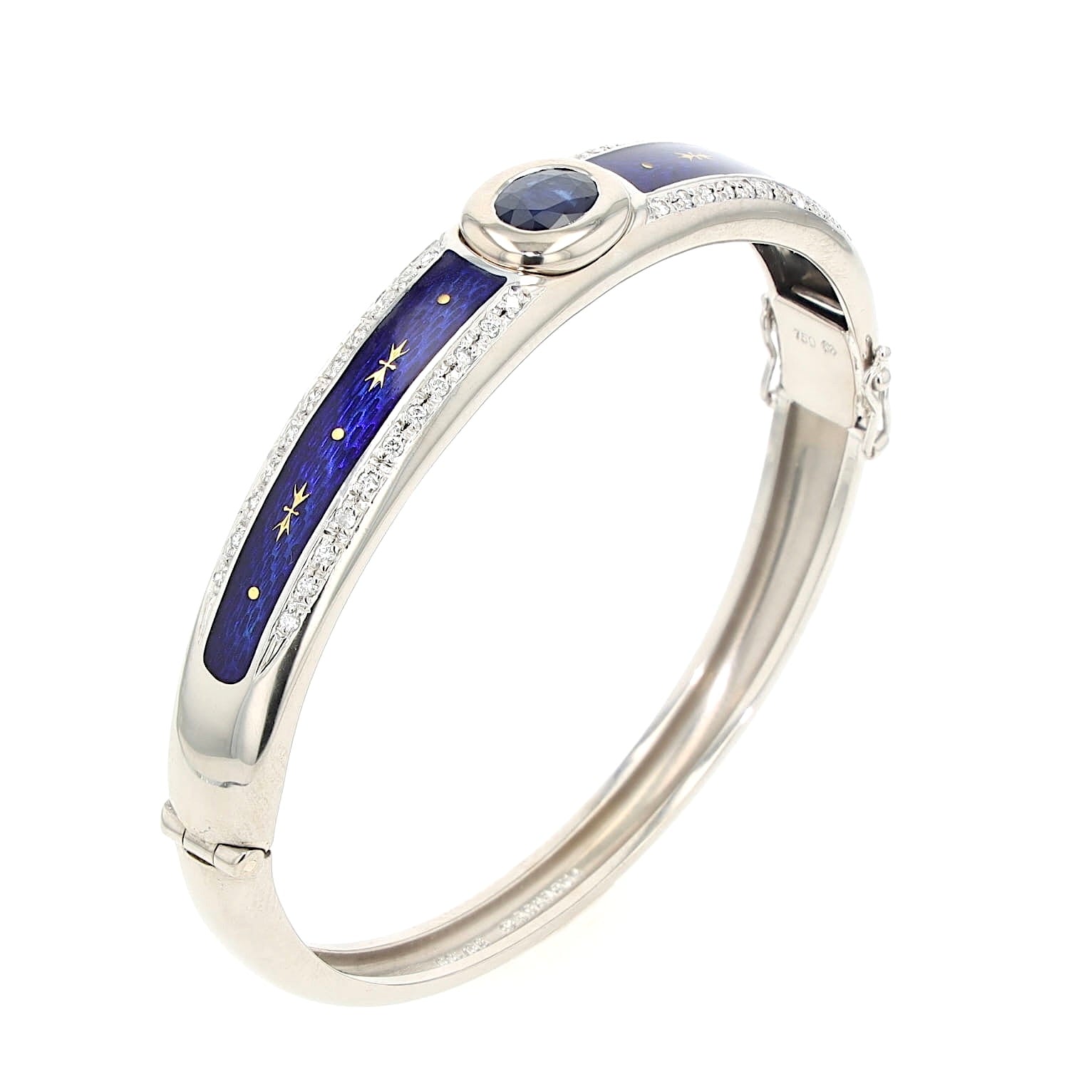 Armreif Fabergé by Victor Mayer 89/100 in 750er Weißgold mit blauer Emaille, Brillanten und einem blauen Saphir, stehend