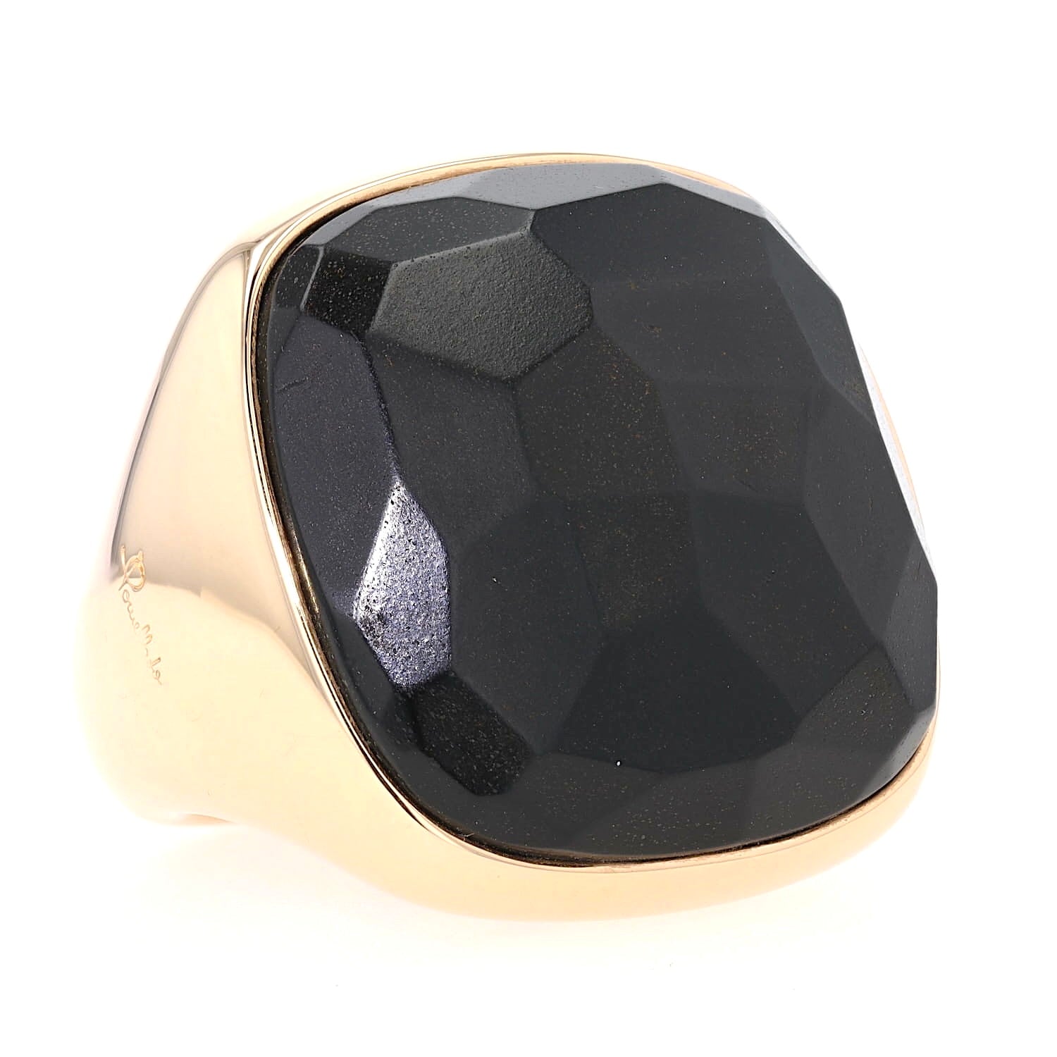 Pomellato Ring in 750er Roségold mit einem großen Gagat, liegend rechts gedreht