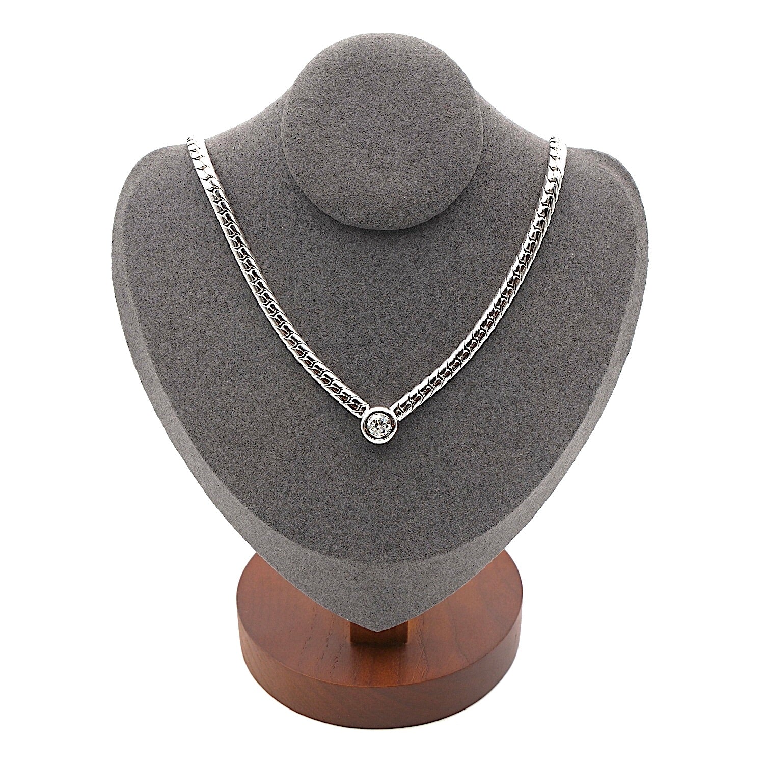 Collier Panzer halbrund mit einem Brillanten ca. 0,90 ct, an der Büste