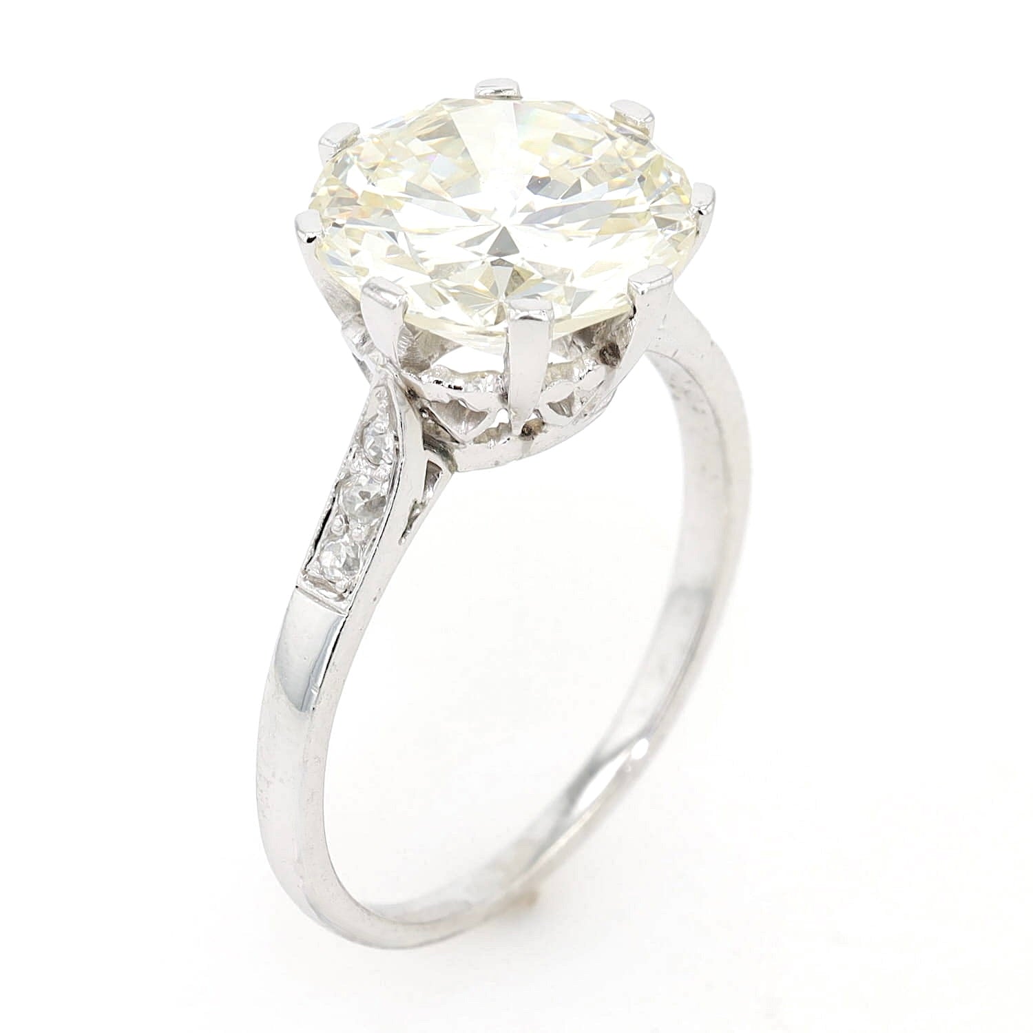 Exklusiver Art Deco Ring in Platin mit einem Brillanten ca. 3,93 ct und Diamanten, stehend