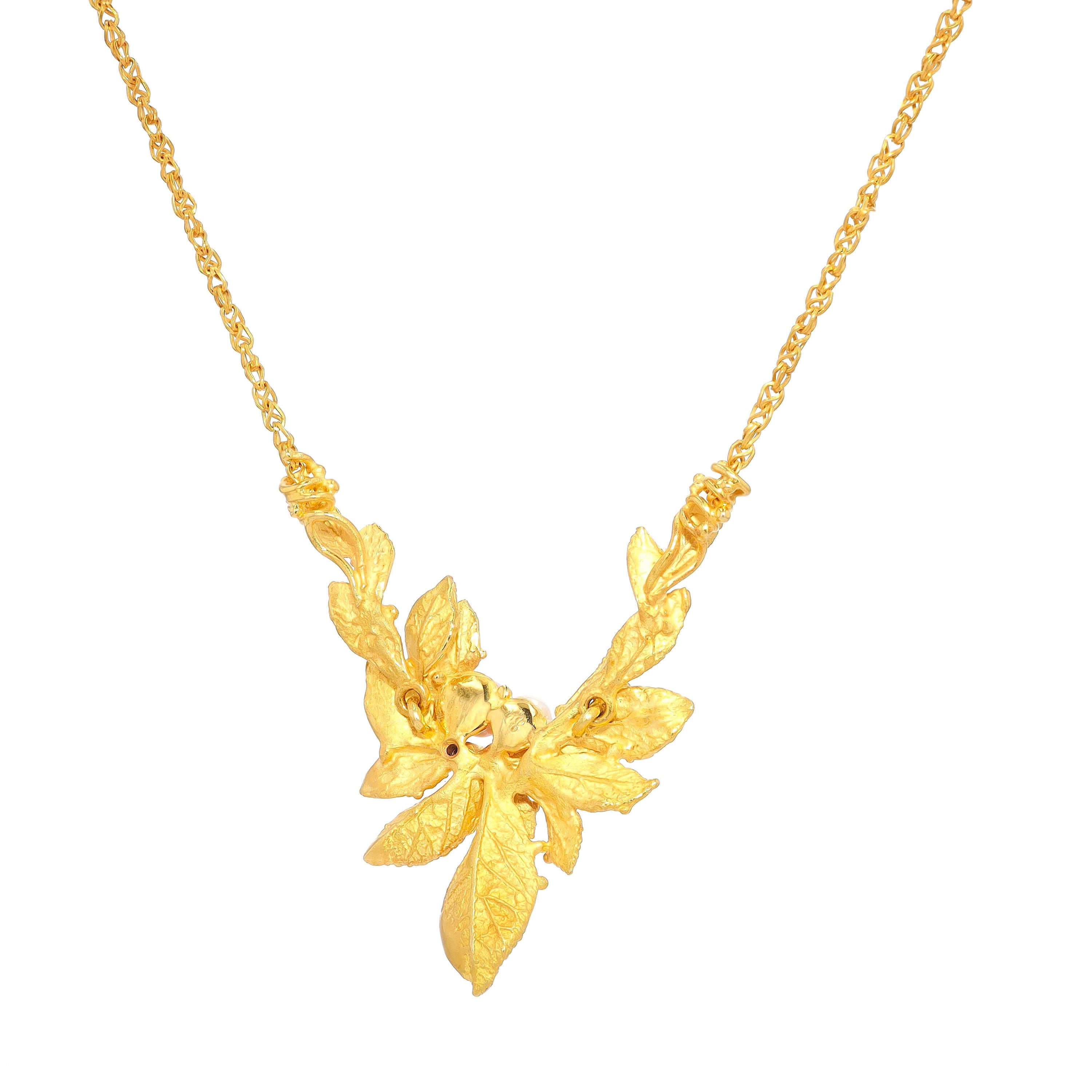 Exquisite Ehinger Schwarz necklace in 750 yellow gold with cultured pearls and a brilliant