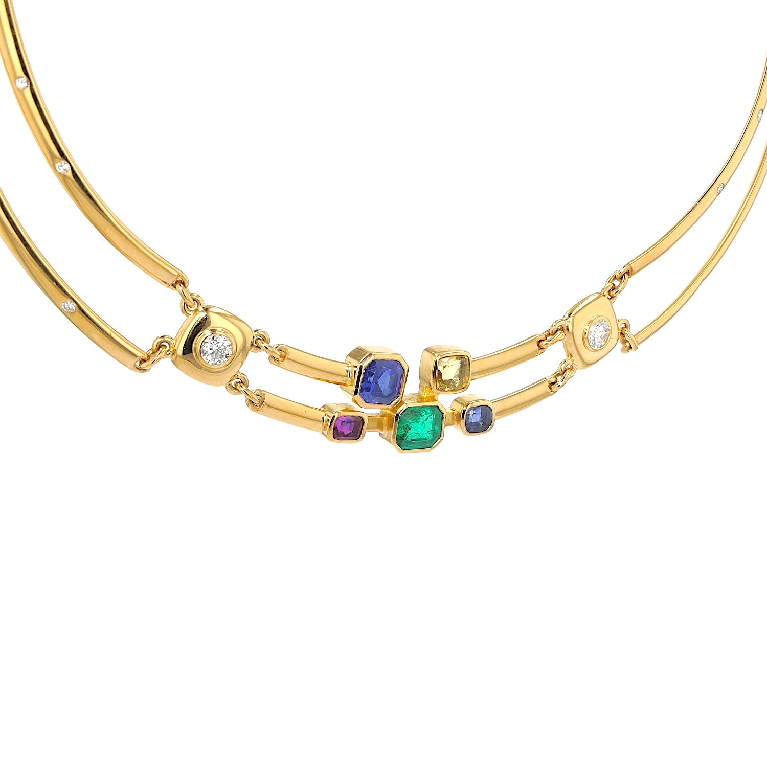 Exquisite 900 gold necklace with brilliants, 1 emerald, 3 sapphires and 1 sapphire. Ruby