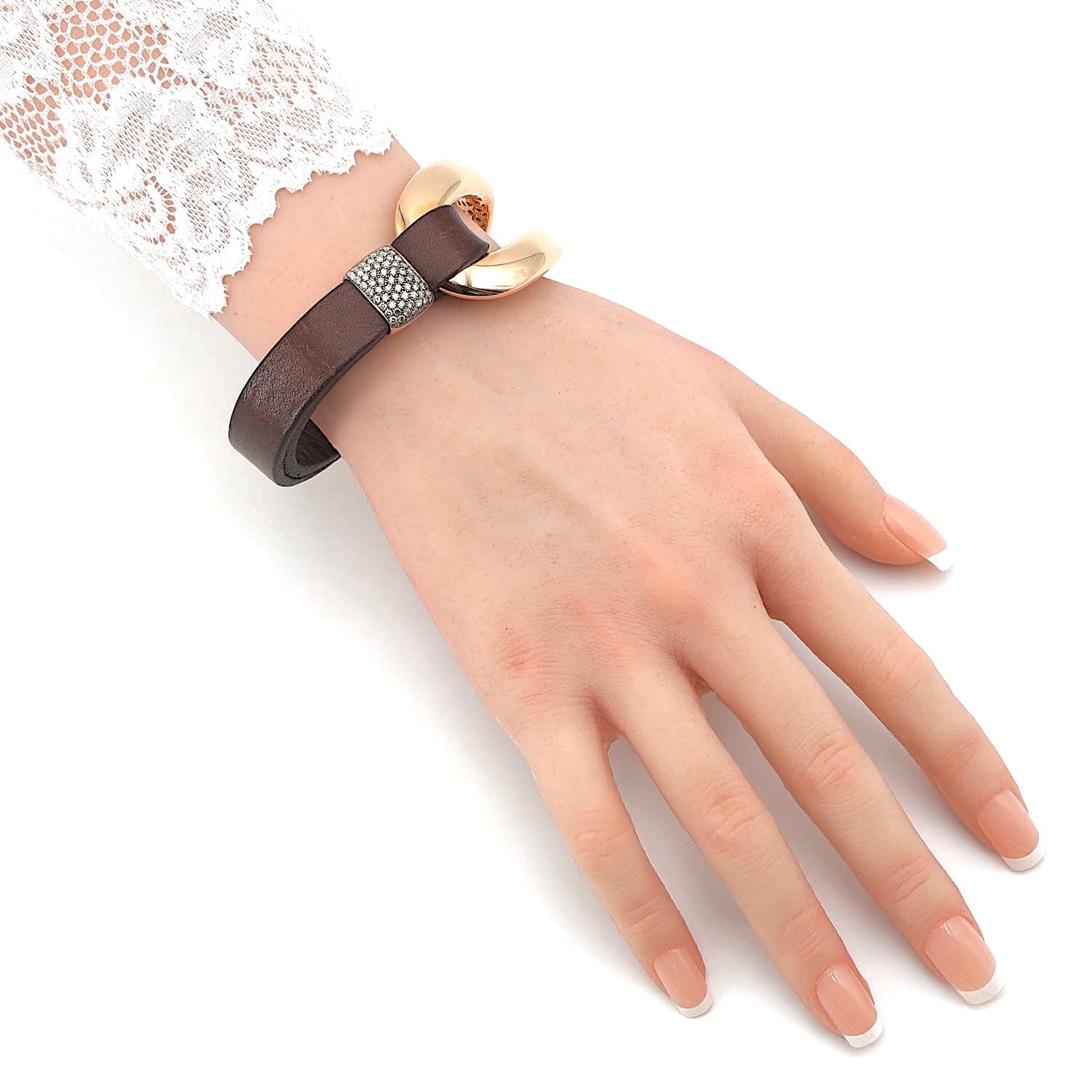 Oromalia bracelet in 750 rose gold with approx. 1 ct brilliants and a leather strap