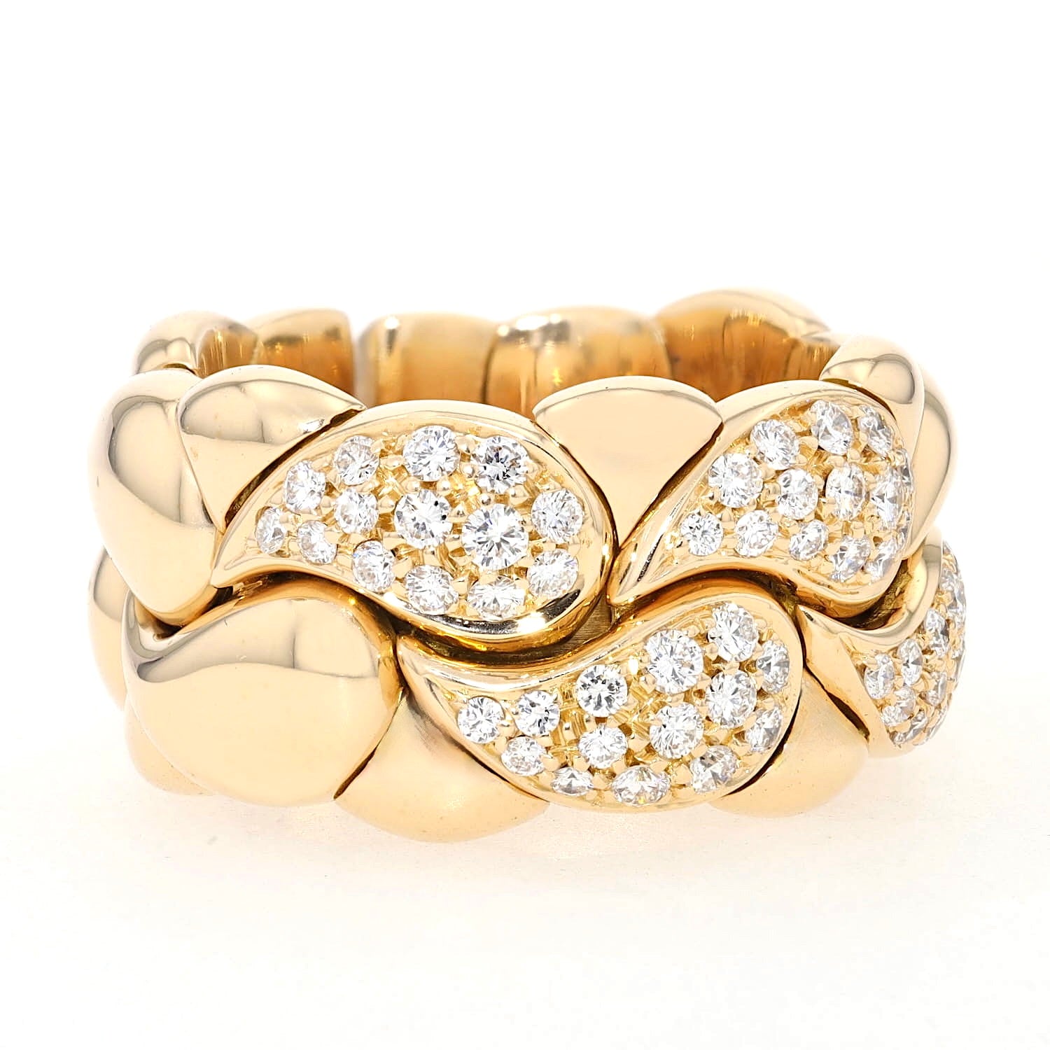 Chopard Casimir Ring in 750er Gelbgold mit Brillanten, liegend rechts gedreht