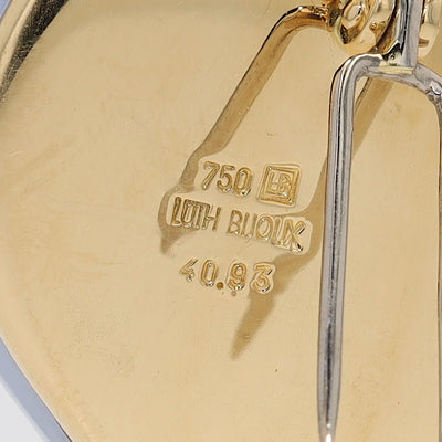 Lüth Bijoux Brosche als Eule in 750er Gelbgold mit einer Chalcedon-Gravur und Brillanten, von hinten Signatur 