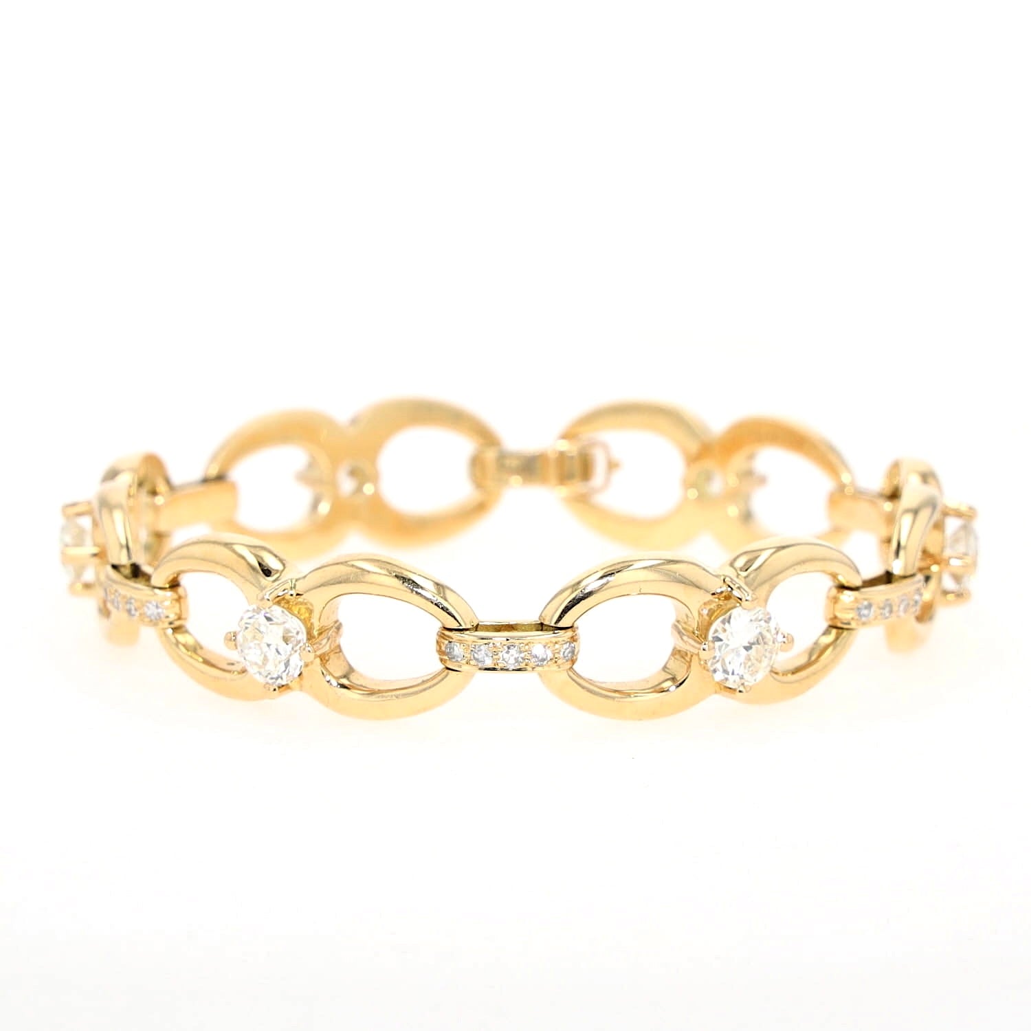 Gliederarmband in 750er Gelbgold mit Diamanten und Brillanten insgesamt ca. 3,5 ct, liegend geschlossen frontal