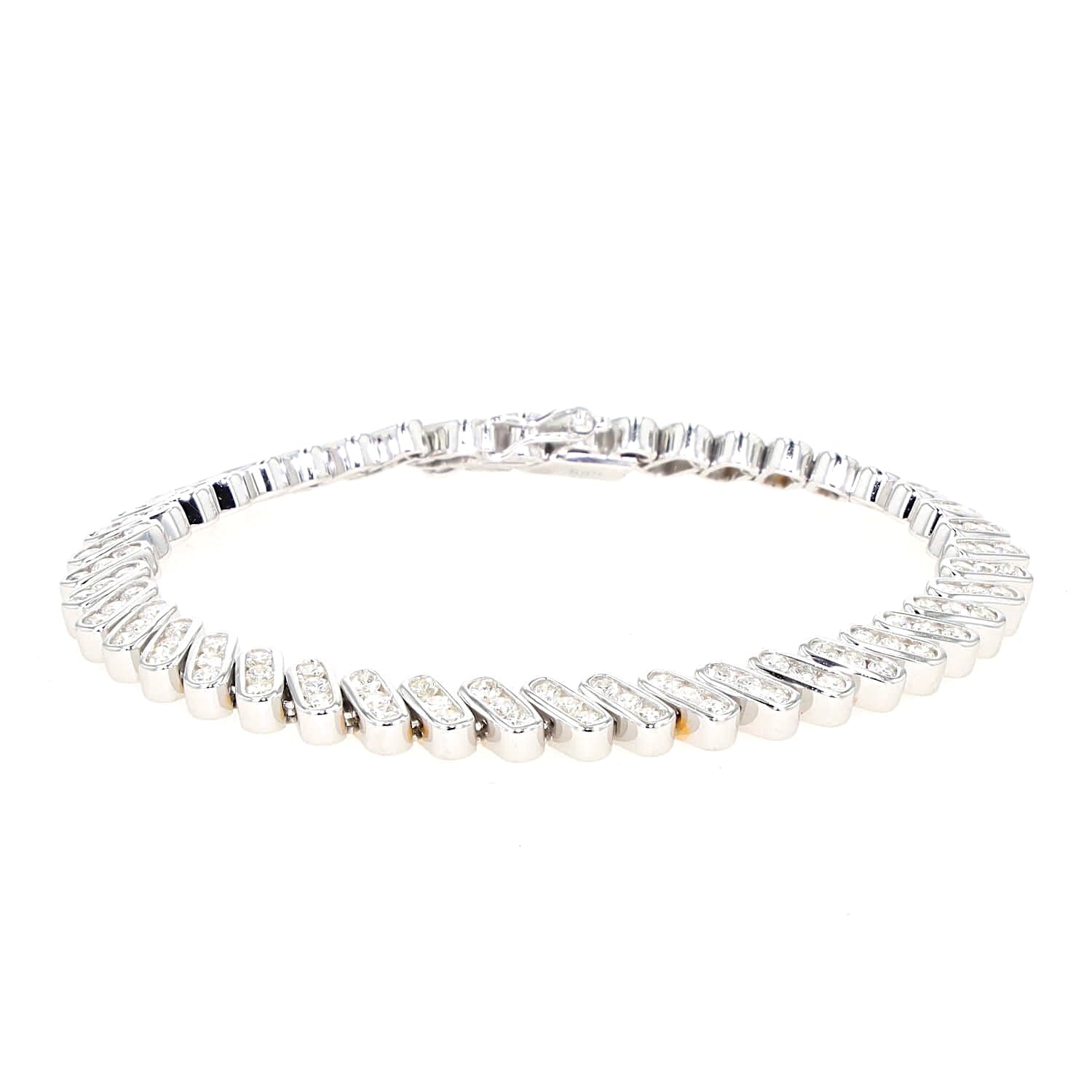 Tennisarmband in 585er Weißgold mit ca. 2,5 ct Brillanten, liegend geschlossen frontal leichte Draufsicht