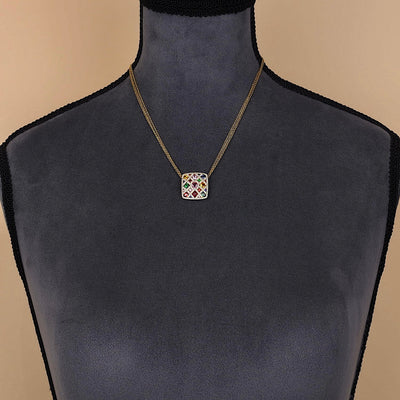 Edles Collier aus 750er Gelbgold mit Brillanten, bunten Saphiren, Rubinen und Tsavorithen, an einer dunklen Büste