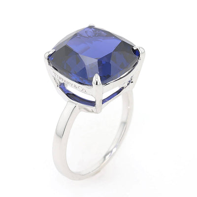 Tiffany & Co. ring in 750 white gold with a tanzanite approx. 11 ct